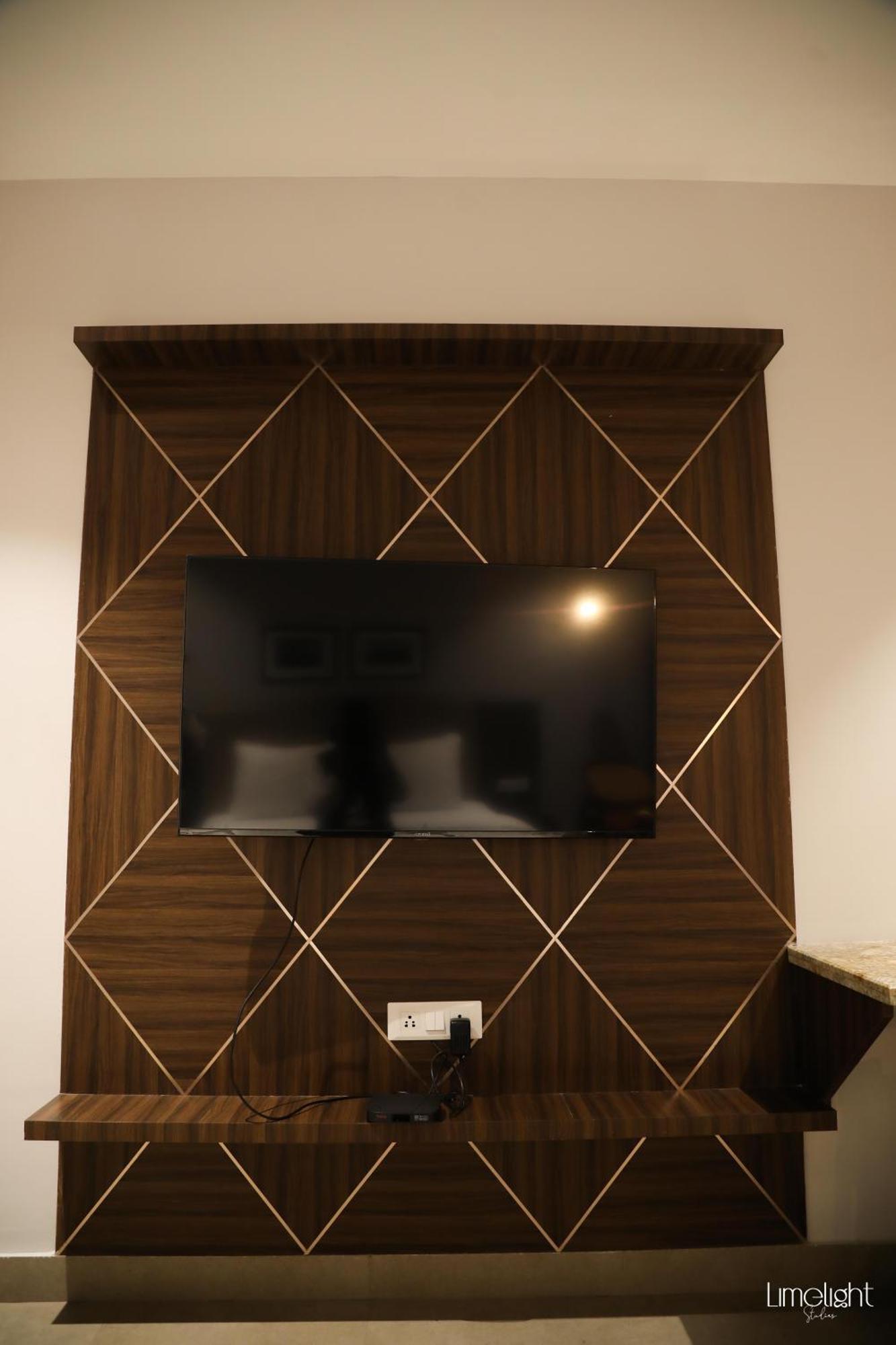 Belvedere Suites Greater Noida Exterior photo
