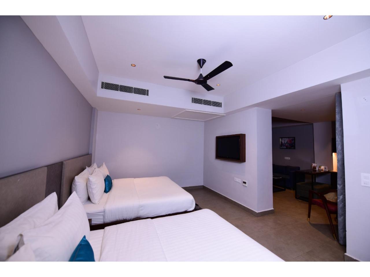 Belvedere Suites Greater Noida Exterior photo